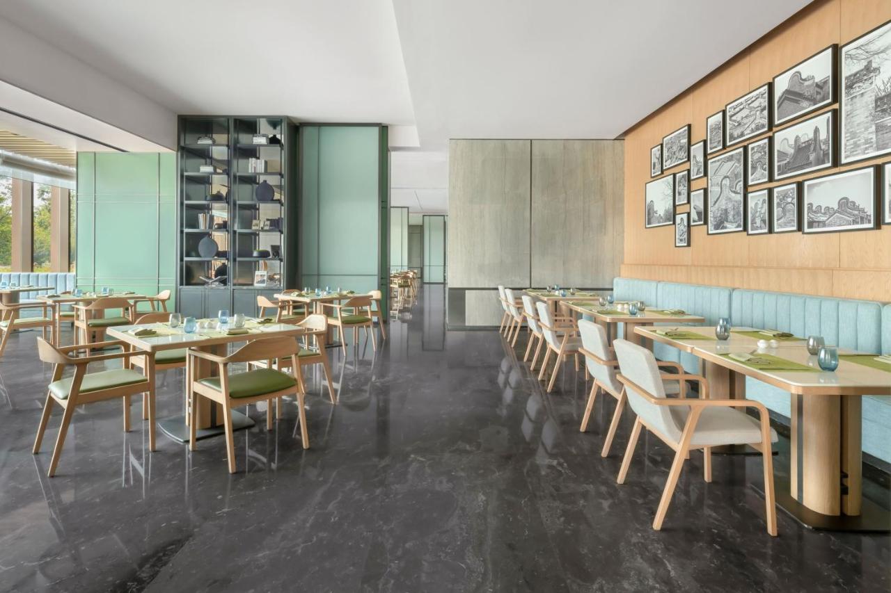Отель Element Guangzhou Baiyun Экстерьер фото