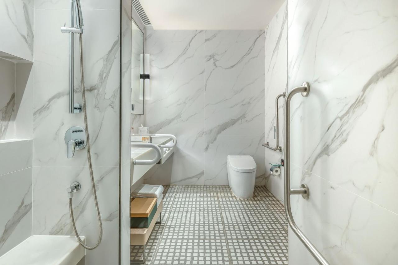 Отель Element Guangzhou Baiyun Экстерьер фото