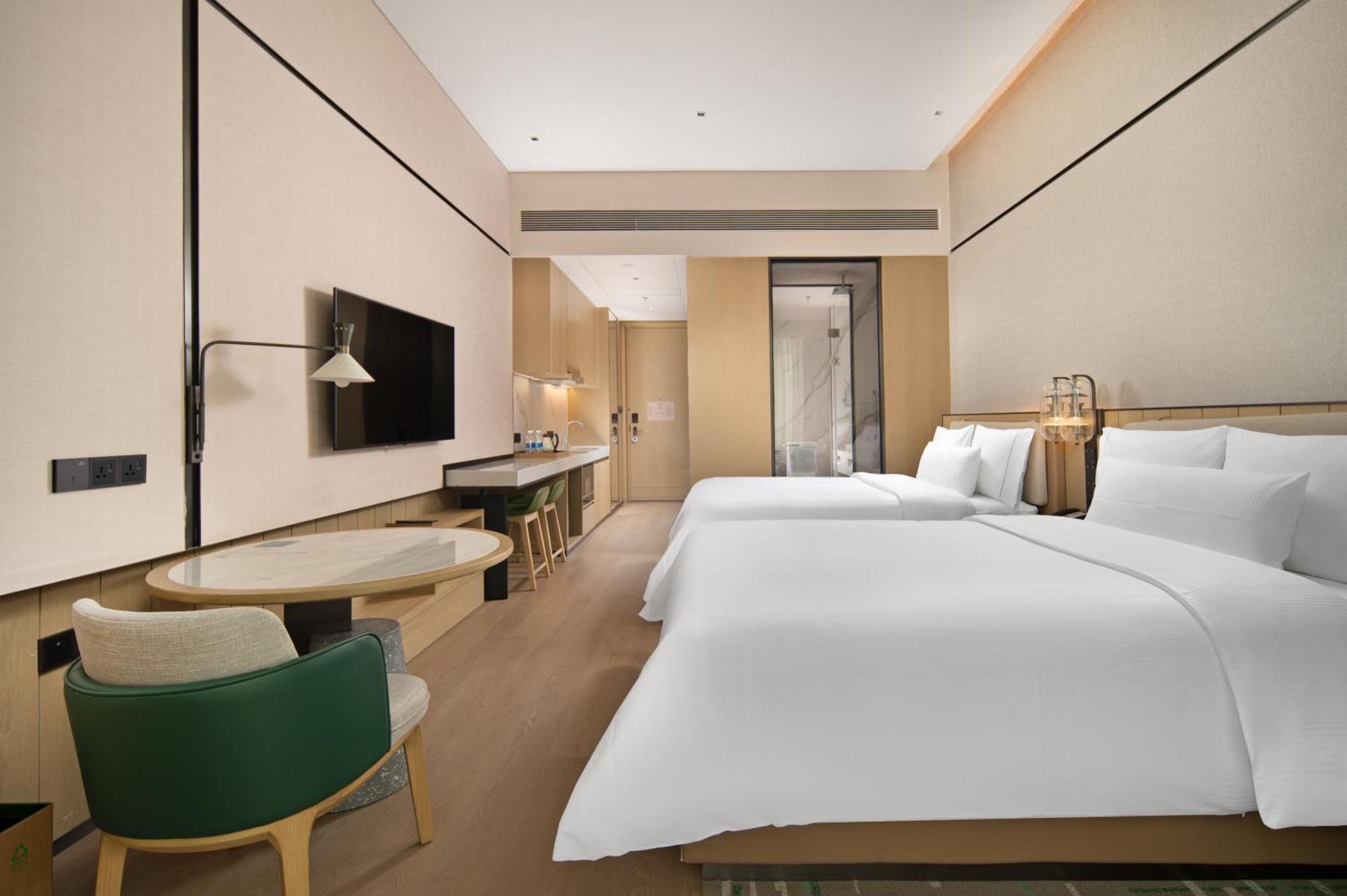 Отель Element Guangzhou Baiyun Экстерьер фото