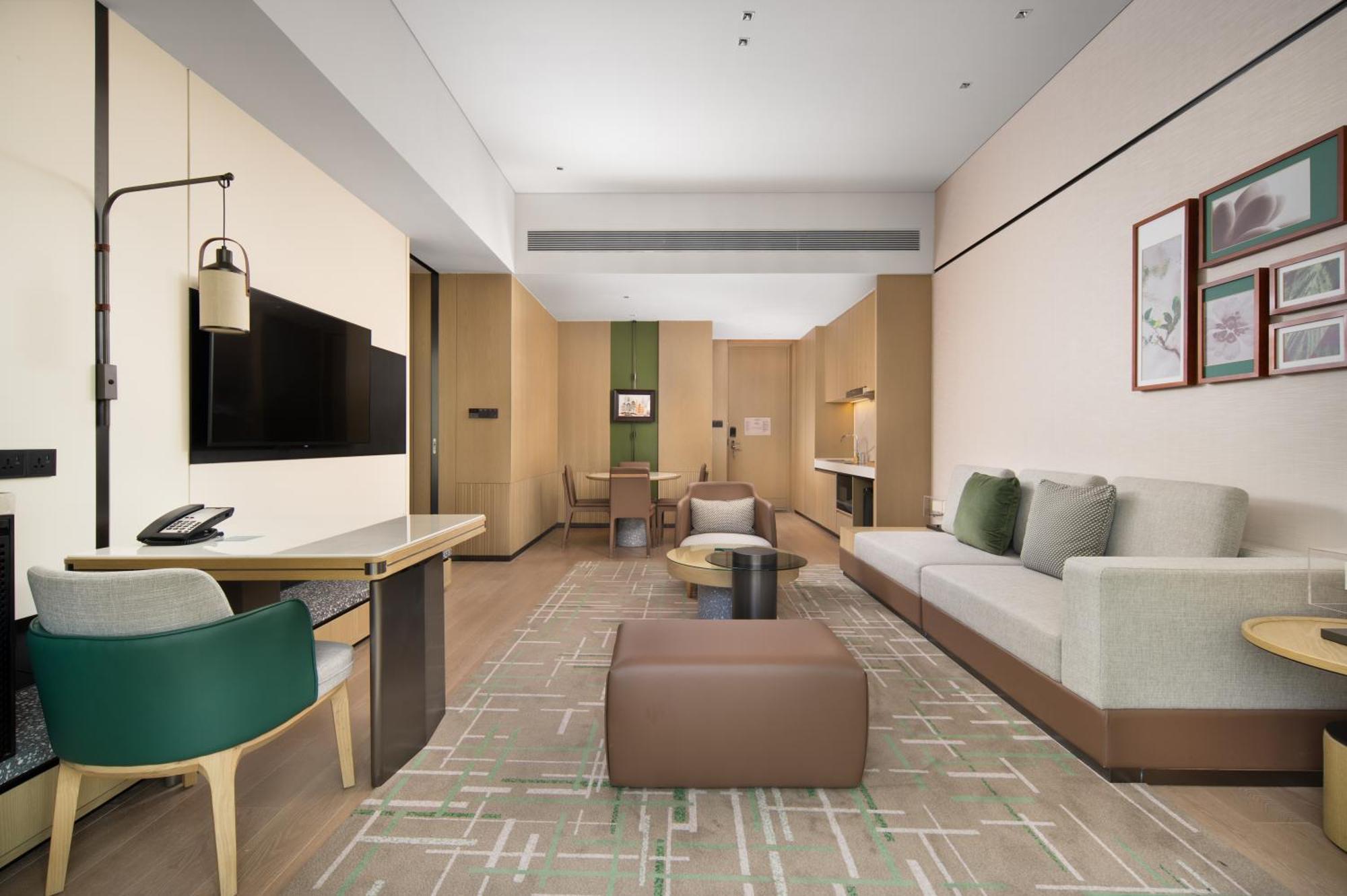 Отель Element Guangzhou Baiyun Экстерьер фото