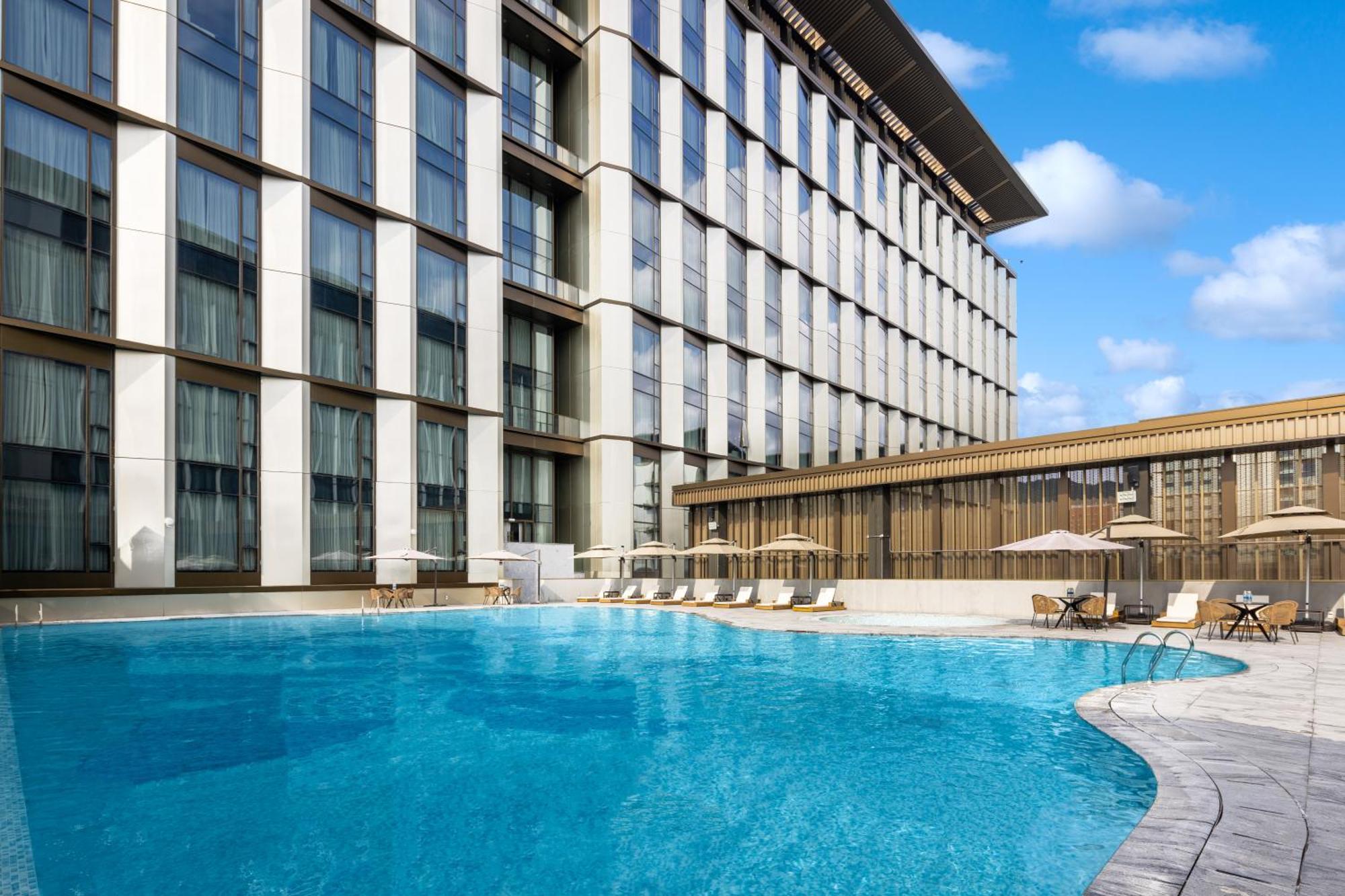 Отель Element Guangzhou Baiyun Экстерьер фото